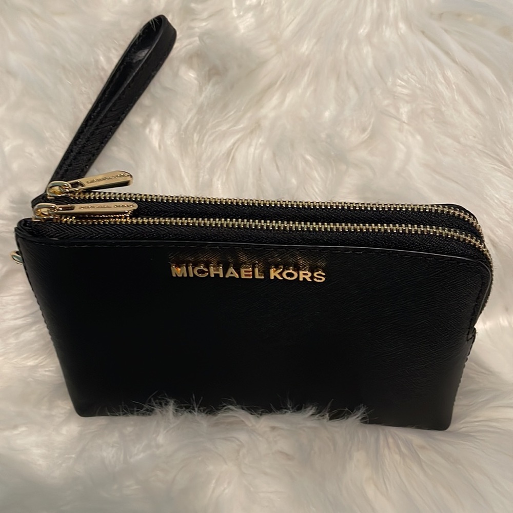 💝 NWT Michael Kors Large Double wristlet black leather